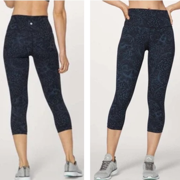 Lululemon Crop Full On Luxtreme Nouveau Mach Blue Black 6 - Picture 3 of 14